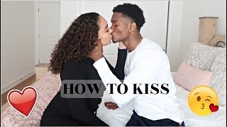 HOW TO KISS TUTORIAL [upl. by Enirhtak]