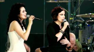 Within Temptation feat Anneke Van Giersbergen  Somewhere Live HD [upl. by Htebiram]