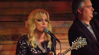 Kentucky Borderline  Rhonda Vincent amp The Rage [upl. by Aileda]